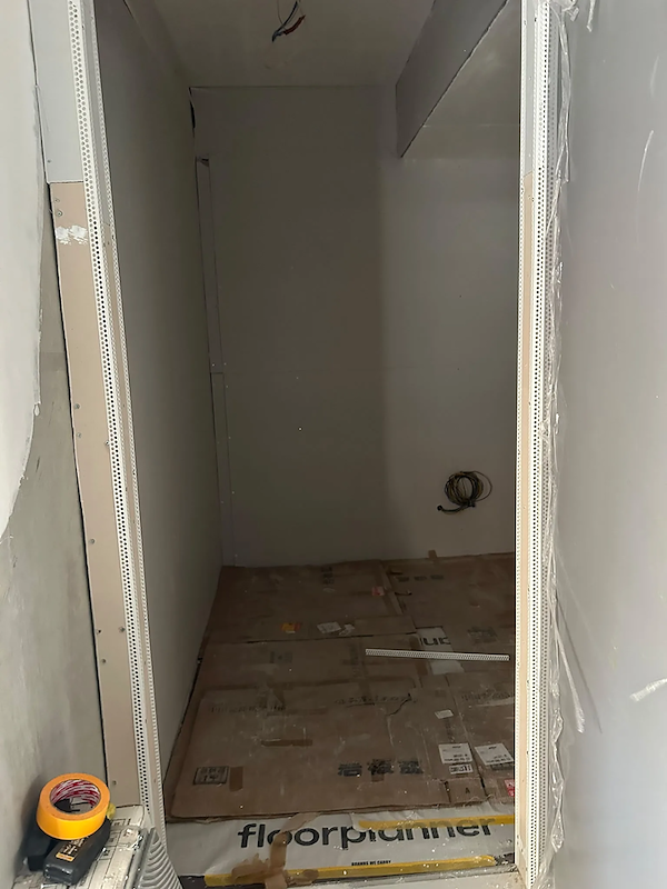 37EW renovation in progress, photo 2